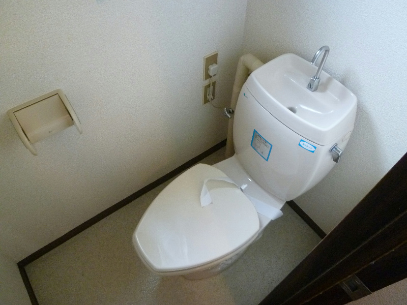 トイレ　同タイプのお部屋の写真です