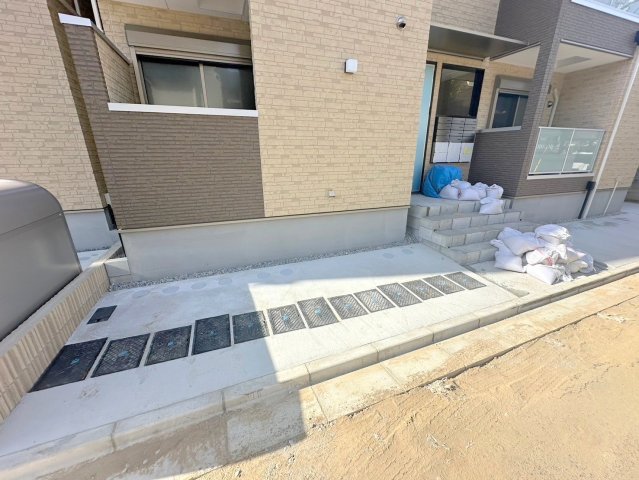 駐車場　敷地内には入居者専用の駐輪スペースもあります。