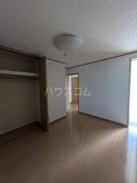 鹿骨2丁目戸建ての居間写真