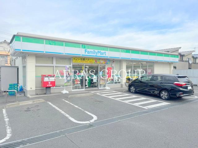 コンビニ　ファミリーマート 青葉荏田北店（コンビニ）まで295m