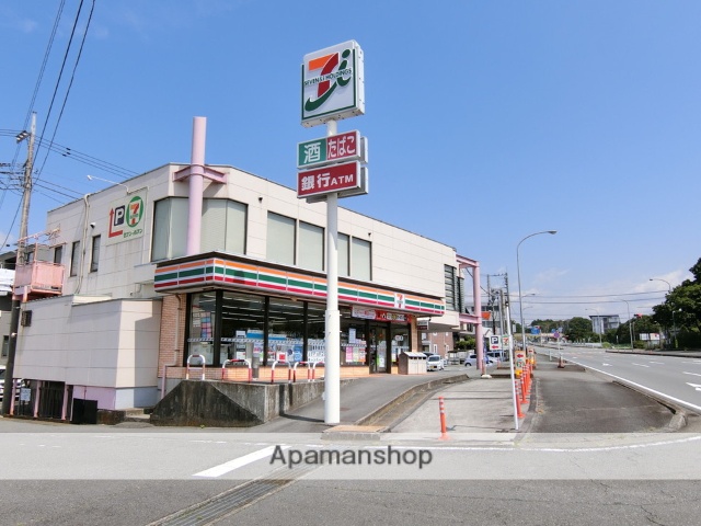 コンビニ　セブンイレブン（コンビニ）まで2024m