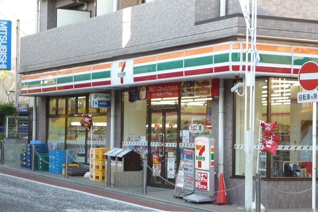 コンビニ　セブンイレブン「横浜南太田駅前店」（コンビニ）まで640m