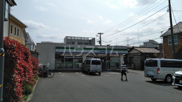 コンビニ　ファミリーマート 杉並宮前三丁目店（コンビニ）まで380m