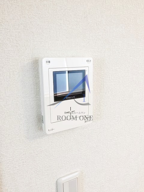 セキュリティ　モニター付きインターホンです。