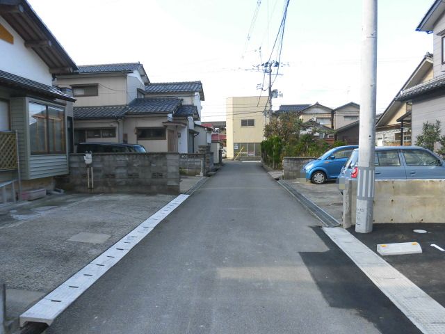 その他　前面道路（その他）まで0m
