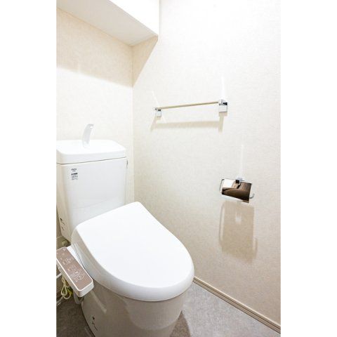 トイレ　別タイプ部屋　参考写真です