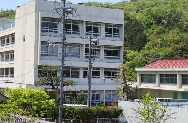 小学校　狩小川小学校（小学校）まで1500m