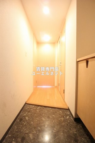 玄関　住まいの顔ともなる玄関
