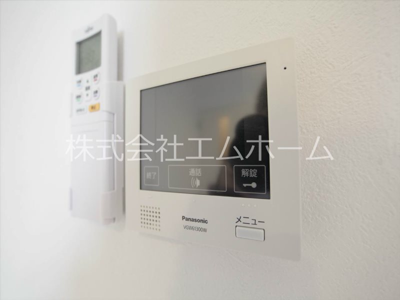 セキュリティ　ＴＶモニター付インターホン　同型写真