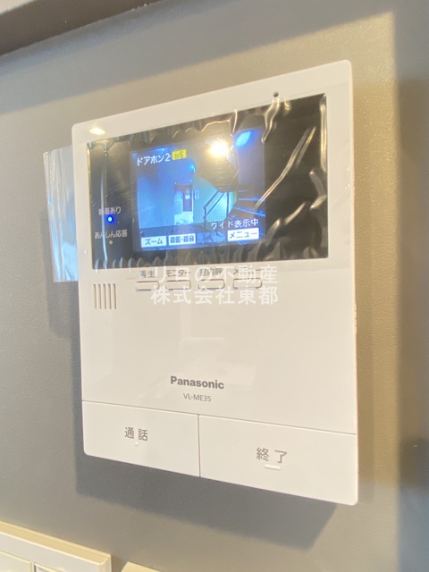 セキュリティ　来訪者の姿を確認できるＴＶモニター付インターホン設置済です！