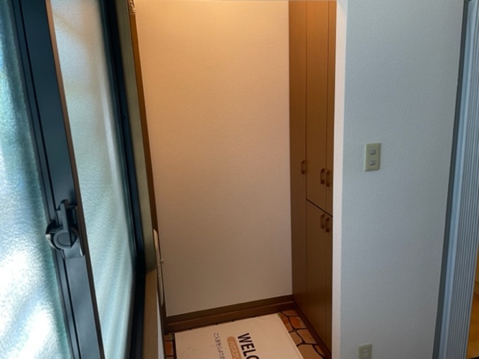 玄関　参考写真（同物件別部屋）