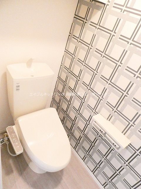 トイレ　※写真は103号室のものです。（参考）