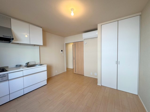 居室・リビング　★キレイなお部屋です★