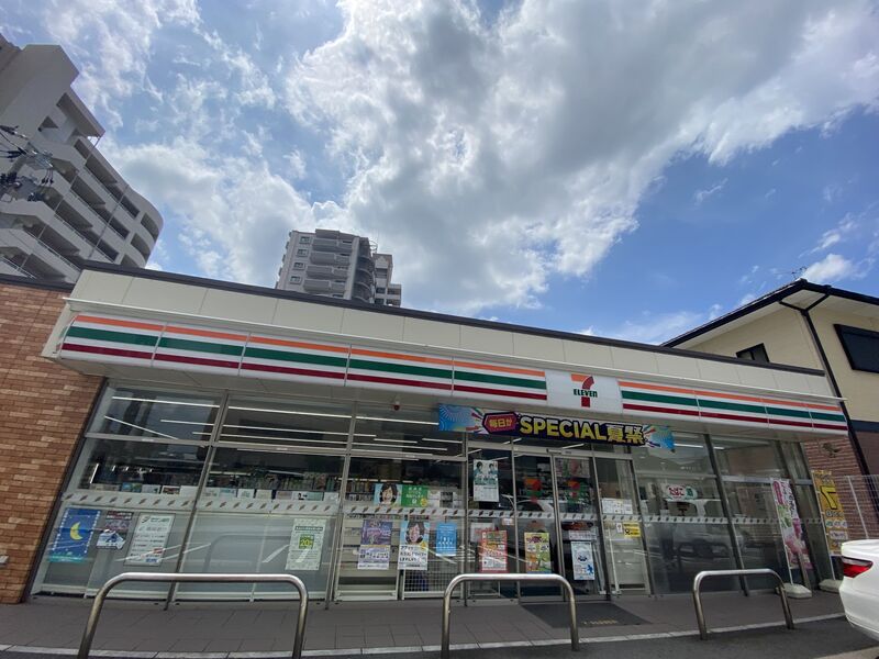 コンビニ　セブンイレブン宗像赤間駅前店（コンビニ）まで222m