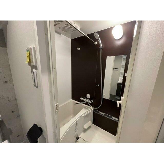 バス・シャワールーム　※別部屋の参考写真です。