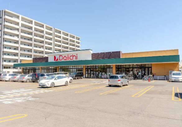 スーパー　ダイイチ発寒中央駅前店（スーパー）まで857m
