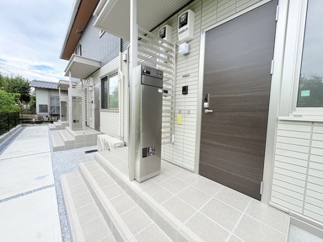 ロイヤルタウン長瀬町Bの外観写真