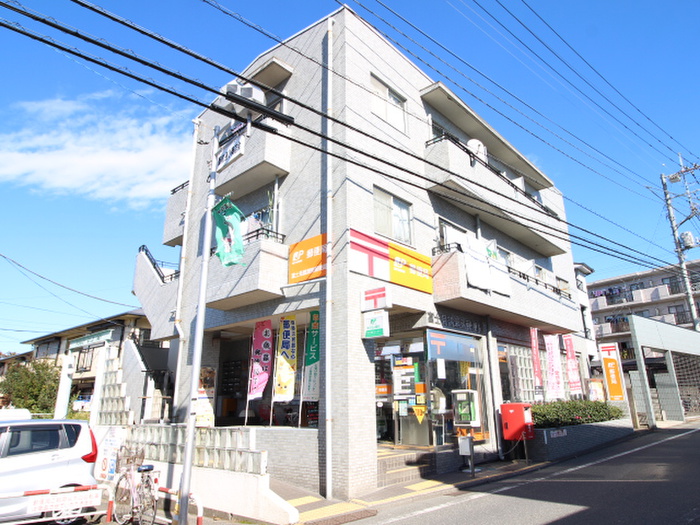 郵便局　鶴瀬東郵便局（郵便局）まで960m