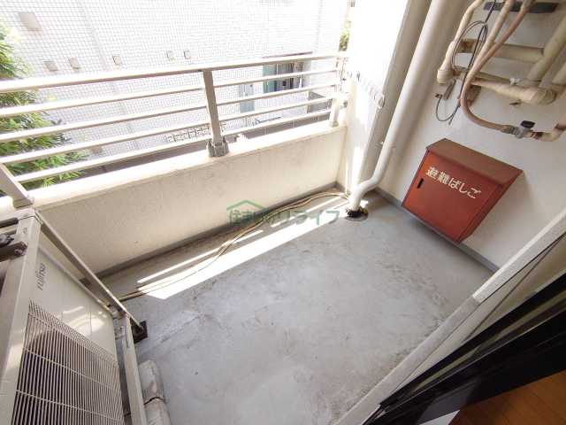 バルコニー　カルパティア市ヶ谷