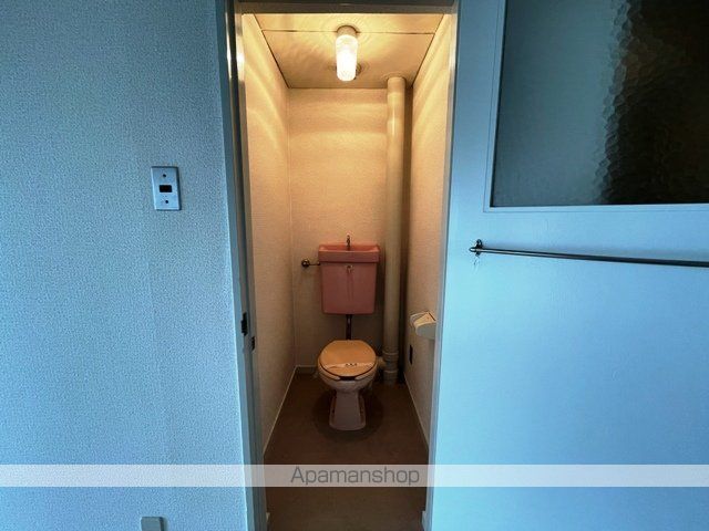 阪神本線 甲子園駅 徒歩18分 6階建 築53年のトイレ写真