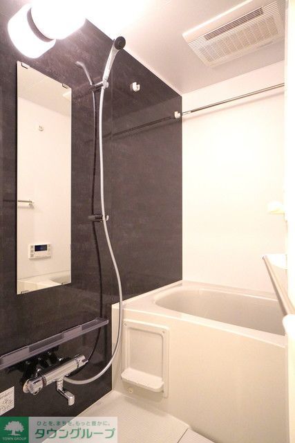 バス・シャワールーム　※写真は同タイプ住戸です。
