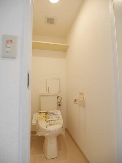 トイレ　温水洗浄便座あり。
