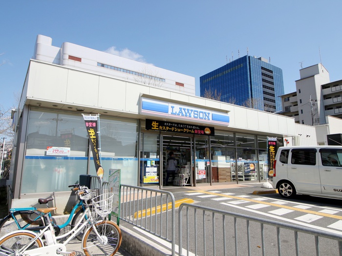 コンビニ　ローソン 箕面船場西二丁目店（コンビニ）まで702m