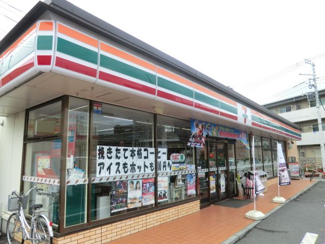 コンビニ　セブインイレブン（コンビニ）まで120m