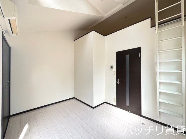 居室・リビング　※同型タイプ写真の為、現状優先。