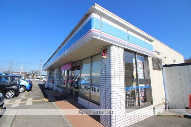 コンビニ　ローソン（コンビニ）まで882m