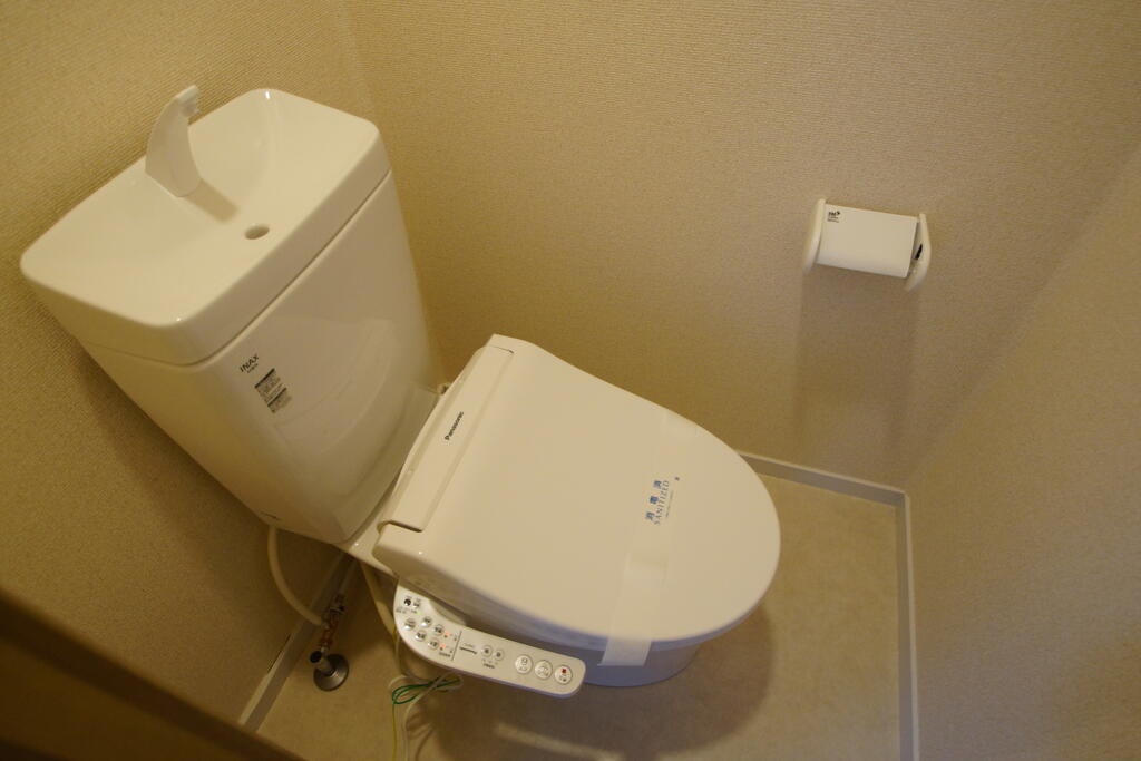 サンヒルズ峯岸A棟のトイレ写真