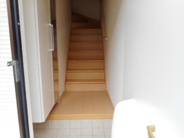 玄関　落ち着いた玄関です