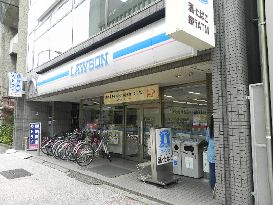 コンビニ　ローソン 烏丸丸太町店（コンビニ）まで496m