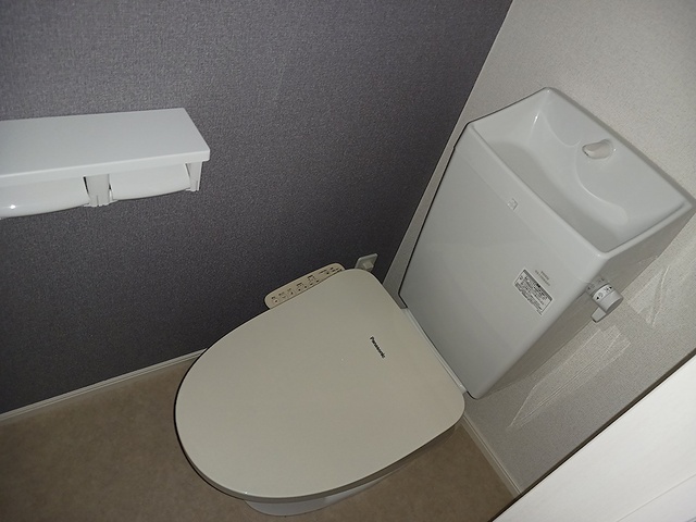 シャルフ飛江田 IIのトイレ写真