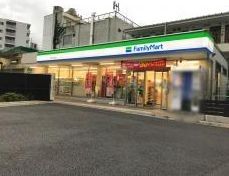 コンビニ　ファミリーマート雑色駅広場前店（コンビニ）まで630m