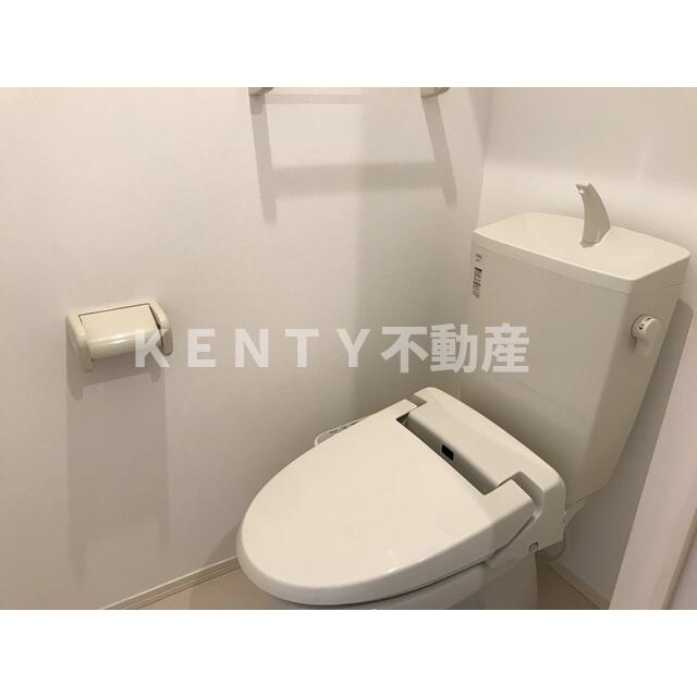 トイレ　清潔感のあるトイレです