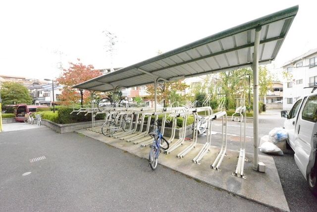 その他共有部分　♪屋根付き駐輪場♪