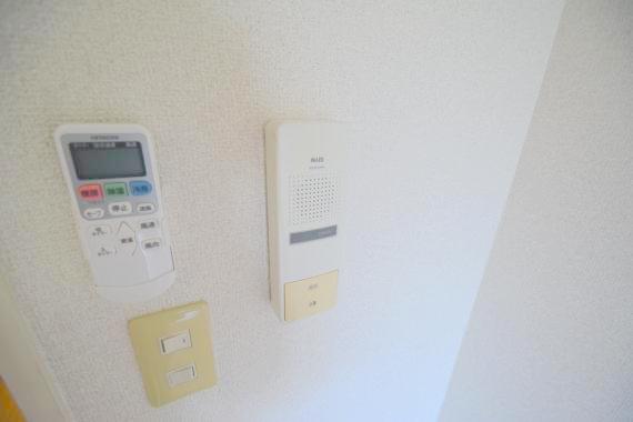 セキュリティ　来客はこちらで確認してから出て下さいね。