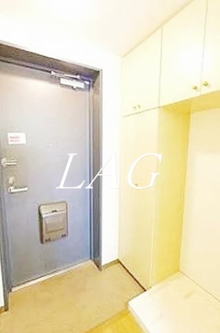 玄関　玄関です。