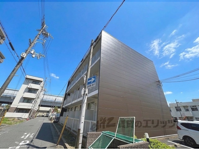 レオパレス西本町の外観写真