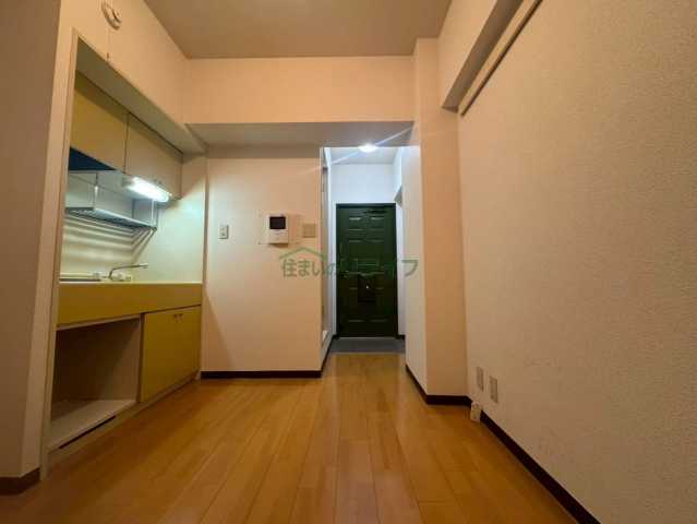 インペリアル赤坂フォーラムの居間写真