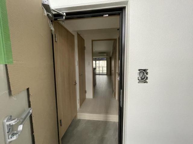 クレアグレイス瓦町の玄関写真