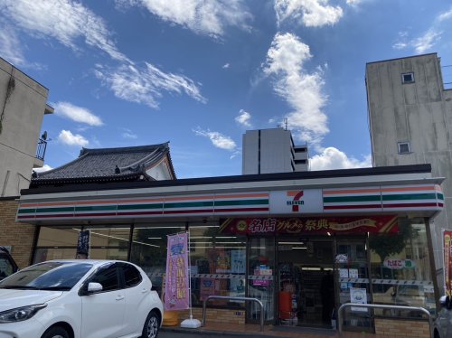 コンビニ　セブン－イレブン 名古屋松原２丁目店（コンビニ）まで84m