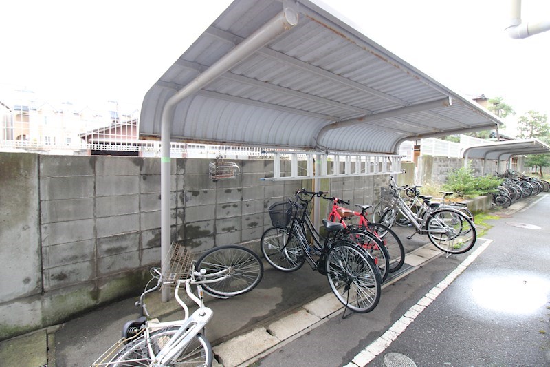 その他共有部分　屋根付駐輪場