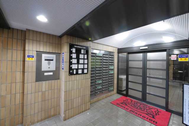東京メトロ南北線 本駒込駅 徒歩10分 5階建 築44年の外観写真