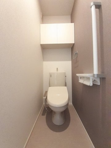 トイレ　コンパクトで使いやすいトイレです