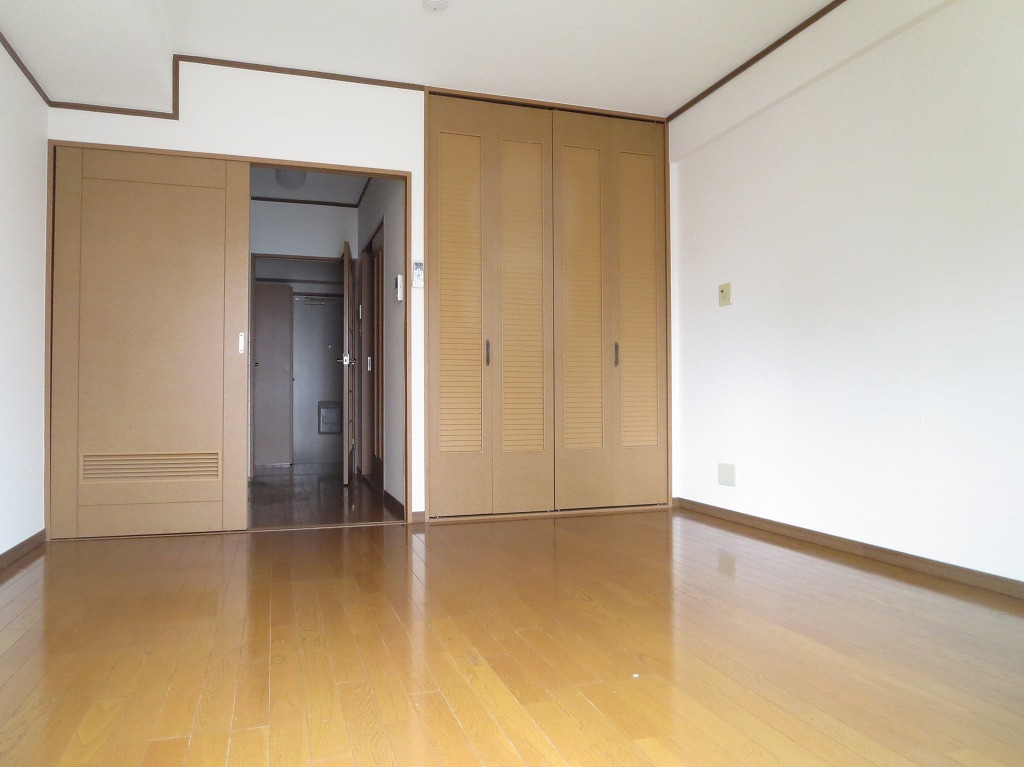 青山コーポBの居間写真