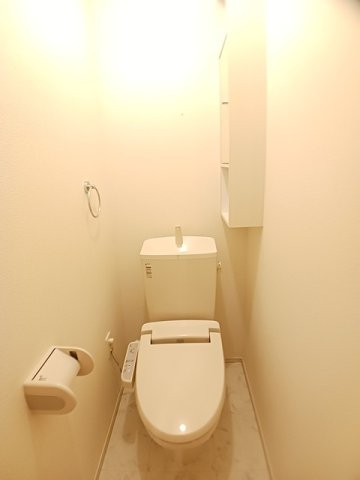 トイレ　ゆったりとした空間のトイレです