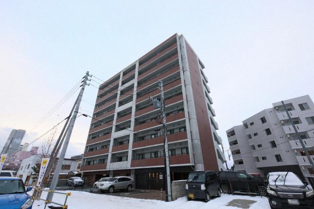 ラクラス札幌北7条の外観写真