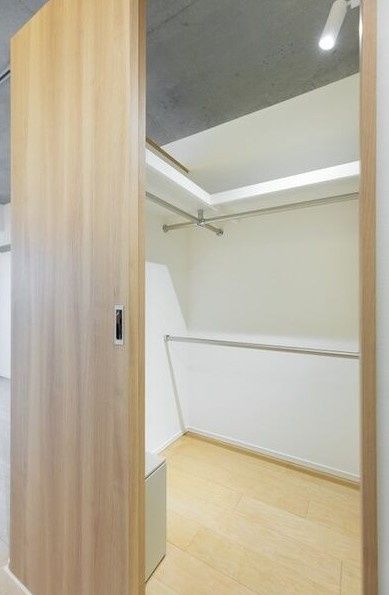 収納　別タイプ部屋　参考写真です